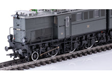 Laden Sie das Bild in den Galerie-Viewer, Märklin H0 E Lok BR E95 DRG Insider 38950 mfx+ digital sound neu OVP  - nur Vorbestellung Insider Mitlieder -
