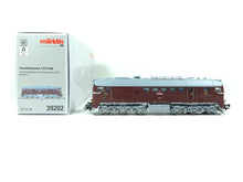 Laden Sie das Bild in den Galerie-Viewer, Märklin H0 Diesellokomotive T679.1 CSD mfx sound 39202 neu OVP
