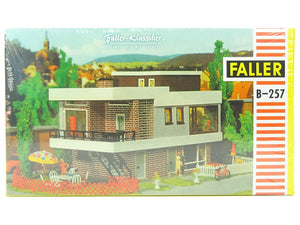 Faller H0 Modellbau  Modernes Haus mit Flachdach B-257 109257 neu OVP