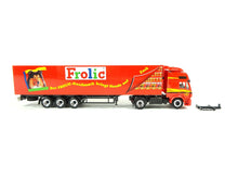 Laden Sie das Bild in den Galerie-Viewer, Herpa H0 MB SK &#39;94 Koffersattelzug &quot;Frolic&quot; Sondermodell 226486 OVP
