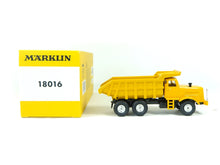 Laden Sie das Bild in den Galerie-Viewer, Märklin Insider Kaelble Muldenkipper LKW ca 1:45 18016 neu OVP
