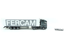 Laden Sie das Bild in den Galerie-Viewer, Herpa H0 MB Actros L Kühlkoffer-Sattelzug &quot;FERCAM&quot;  256650 OVP
