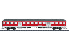 Laden Sie das Bild in den Galerie-Viewer, Märklin H0 Personenwagen 2. Klasse DB AG 43806 neu OVP
