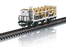 Laden Sie das Bild in den Galerie-Viewer, Märklin H0 Güterwagen Weihnachtswagen 2023 48423 neu OVP
