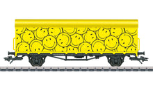 Laden Sie das Bild in den Galerie-Viewer, Güterwagen SMILEY Wagen 2023, Märklin H0 48880 neu OVP
