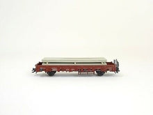 Laden Sie das Bild in den Galerie-Viewer, Märklin H0 aus 26605, Rungenwagen Bauart Kbs 443 + Ladegut, DB, neu
